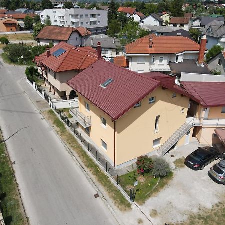 Apartments Aqua Resa Bihać Exterior foto